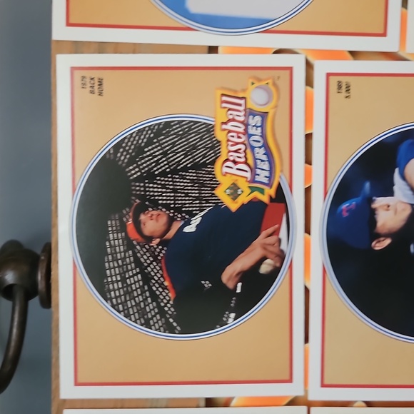 1990 Upper Deck Baseball Heros Nolan Ryan cards 10-18 - Picture 6 of 15